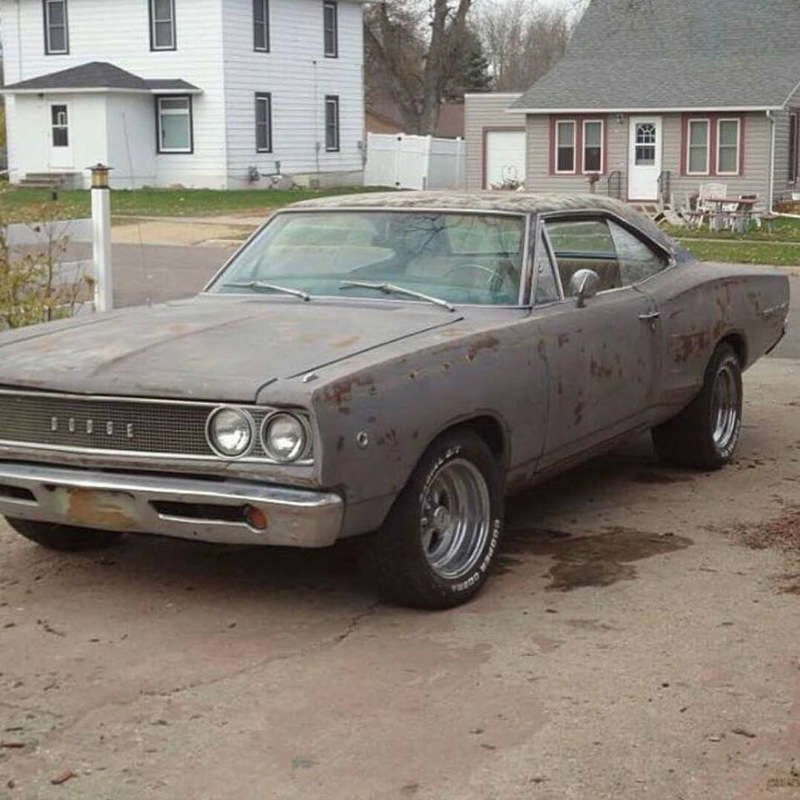 Illustration for article titled Ratty Mopar Dump